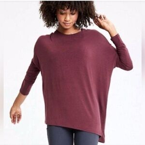 Athleta Cloudlight Relaxed Asym Top Women’s S Small #353951 Burgundy Dolman Red